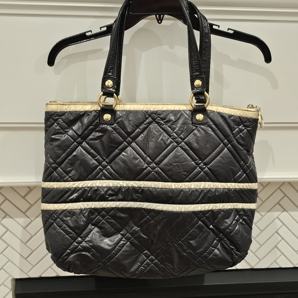 Coach Poppy Ski Bunny Glam Tote w/o tag, Sz Lg, GUC - Picture 3 of 8